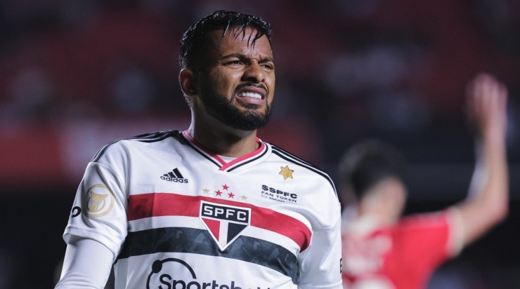 Ettore Chiereguini/AGIF - Reinaldo pelo SPFC. 