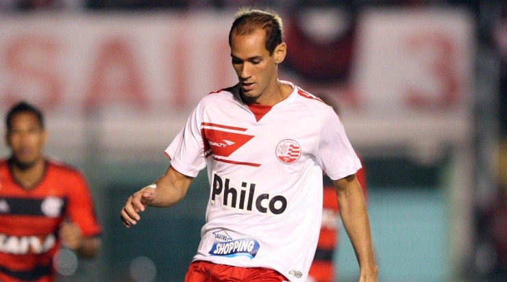 Foto: Cristiano Andujar/AGIF - Rodrigo Souto fez parte do elenco rebaixado em 2013.