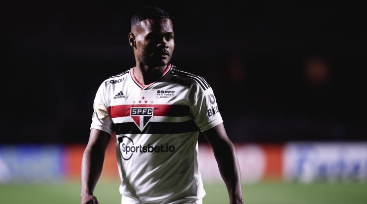 Ettore Chiereguini/AGIF - Nikão pelo SPFC. 