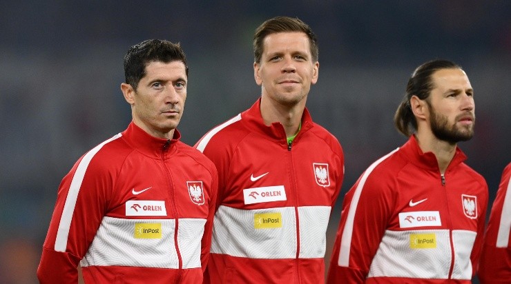 Foto: Dan Mullan/Getty Images - Lewa ao lado do goleiro Szczesny, da Juventus (ITA).