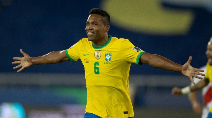 Foto: Lucas Figueiredo/CBF - Alex Sandro pode pintar no Flamengo.