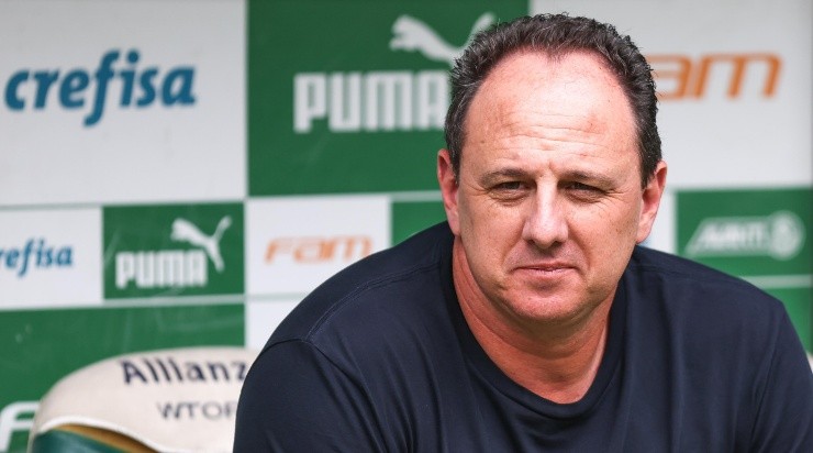 Foto: Marcello Zambrana/AGIF - Rogério Ceni não conseguiu bons resultados com o SPFC na reta final.