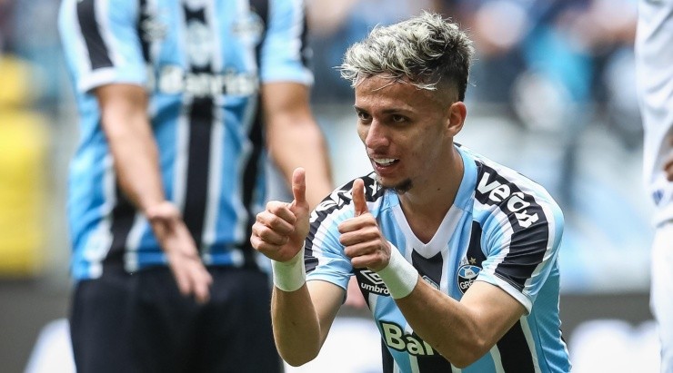 Foto: Pedro H. Tesch/AGIF - Grêmio quer a permanência de Biel em 2023.