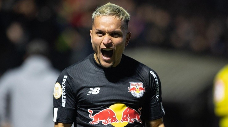 Foto: Diogo Reis/AGIF - Artur despertou o interesse do Grêmio Foto: Diogo Reis/AGIF - Artur despertou o interesse do Grêmio