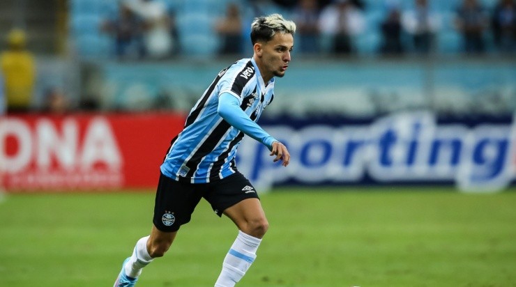 Pedro H. Tesch/AGIF - Gabriel Teixeira no Grêmio. Pedro H. Tesch/AGIF - Gabriel Teixeira no Grêmio.