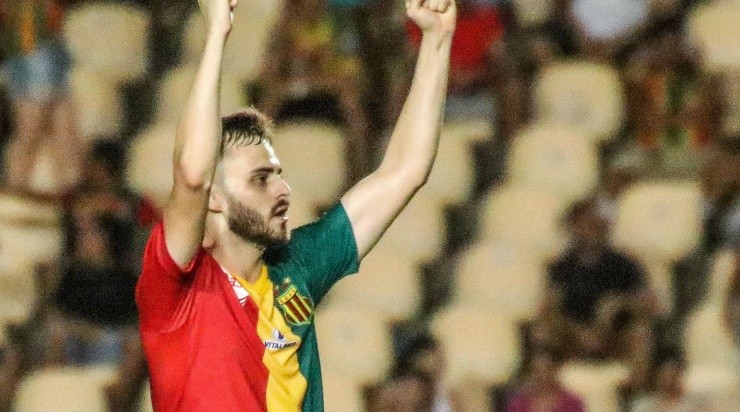 Foto: Ronald Felipe/AGIF - Gabriel Poveda foi artilheiro da Série B