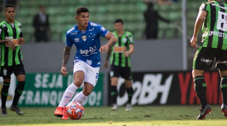 Foto: Marcelo Alvarenga/AGIF - Lucas Romero: trabalhou com Mano Menezes no Cruzeiro