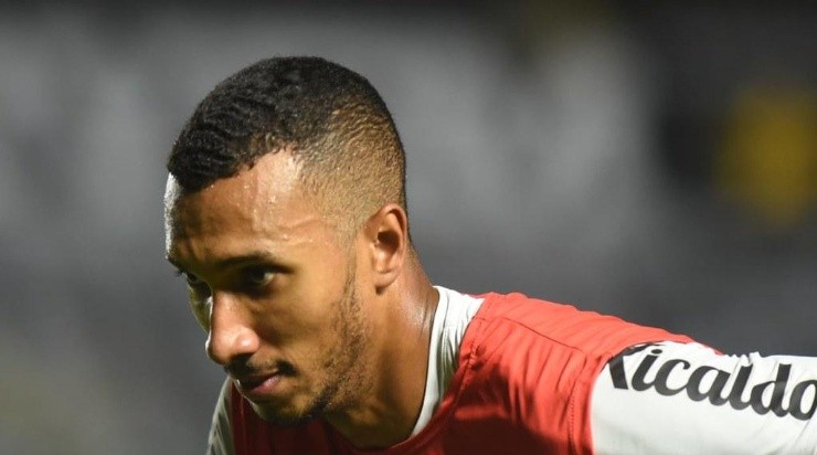 Odair Hellmann não quer a saída de Lucas Braga. Foto: Ivan Storti/ Santos