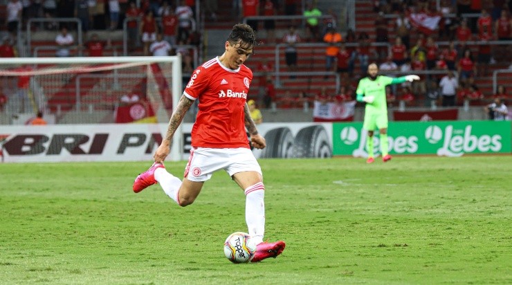 Maxi Franzoi/AGIF - Renzo pelo Inter. 