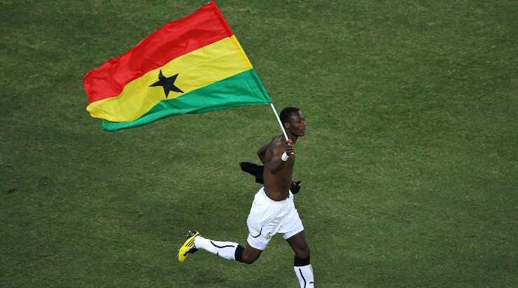 Foto: Clive Rose/Getty Images - Pantsil durante após jogo contra a Alemanha.