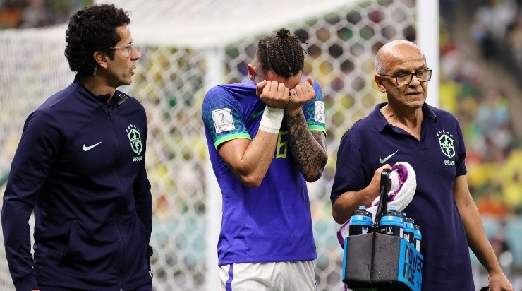 Foto: Clive Brunskill/Getty Images - Telles saiu de campo chorando.