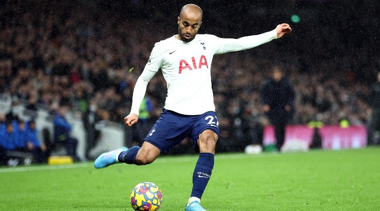  (Photo by Bryn Lennon/Getty Images) - Lucas é pouco aproveitado por Conte no Tottenham.