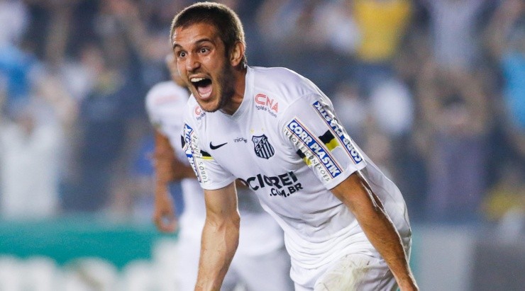 Foto: Alexandre Schneider/Getty Images/Brasil - Bruno Uvini: zagueiro está no radar do Grêmio