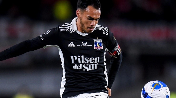 Marcelo Endelli / Correspondente / Getty Images - Gabriel Suazo no Colo-Colo.