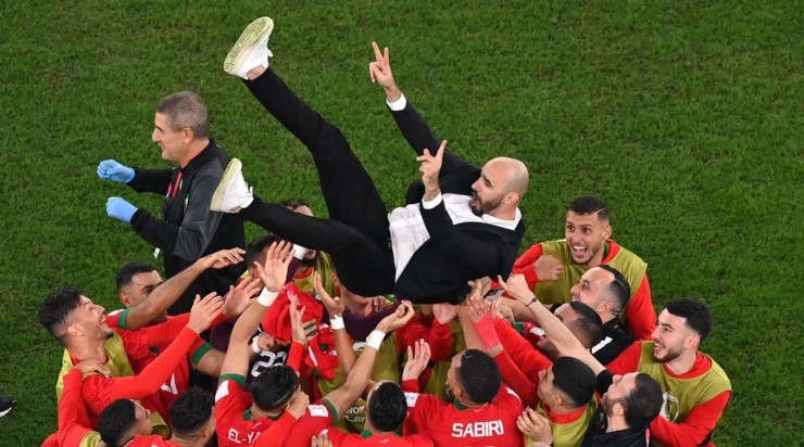 Foto: Dan Mullan/Getty Images - Regragui fez história com a Seleção de Marrocos. 