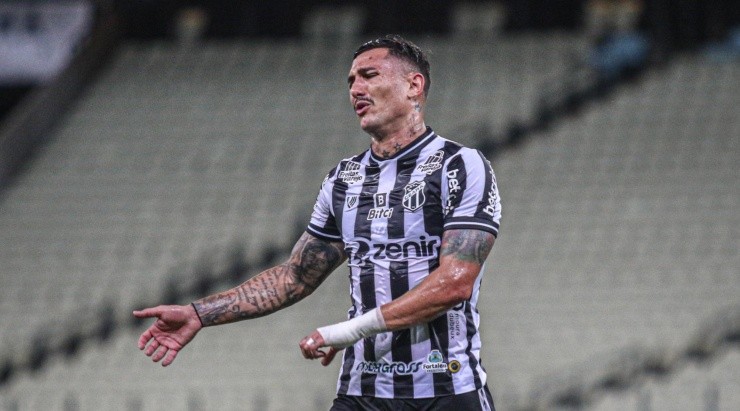  Lucas Emanuel/AGIF - Vina no Ceará.