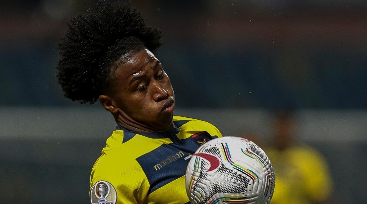 Foto: Heber Gomes/AGIF - Preciado pode chegar em breve na Gávea.