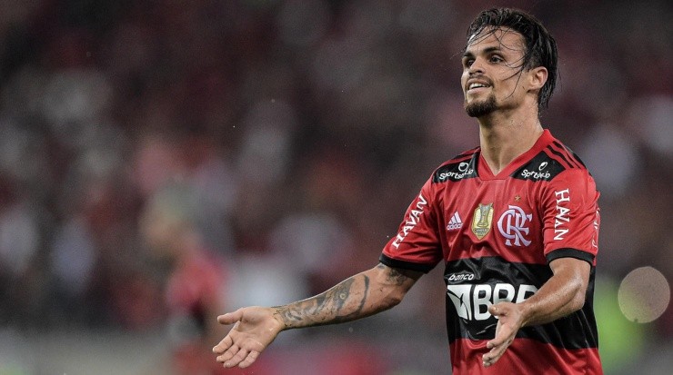 Foto: Thiago Ribeiro/AGIF - Michael: atacante trabalhou com Renato no Flamengo Foto: Thiago Ribeiro/AGIF - Michael: atacante trabalhou com Renato no Flamengo