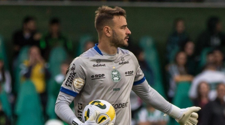 Foto: Robson Mafra/AGIF - Coritiba conta com Gabriel Vasconcelos para 2023