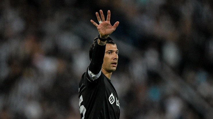 Thiago Ribeiro/AGIF - Cuesta no Botafogo.