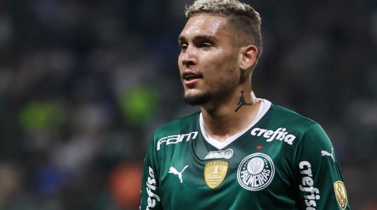Foto: Marcello Zambrana/AGIF - Rafael Navarro pode estar de saída do Palmeiras