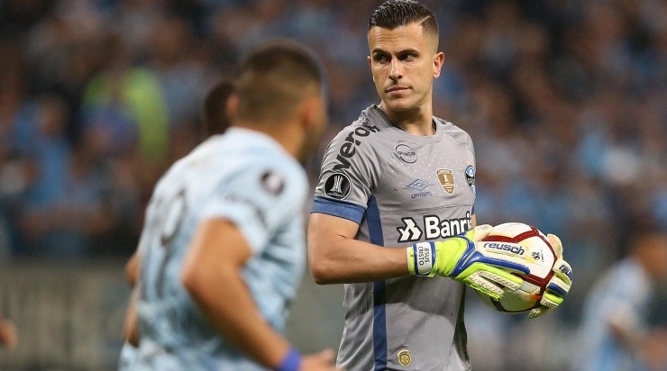 Foto: Pedro H. Tesch/AGIF - Marcelo Grohe: goleiro está novamente na mira do Grêmio