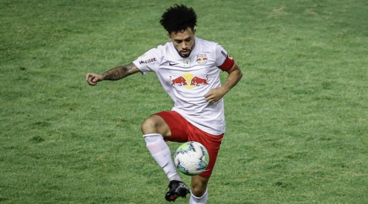 Foto: Paulo Paiva/AGIF - Claudinho brilhou pelo Red Bull Bragantino antes de ser vendido ao Zenit.