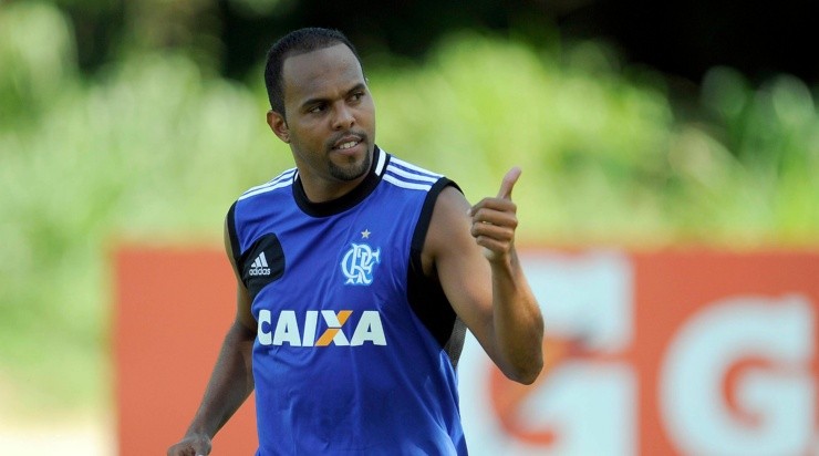 Foto: Fabio Castro/AGIF - Alecsandro também passou pelo Flamengo.