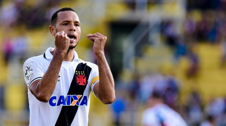 Foto: Thiago Ribeiro/AGIF - Luís Fabiano sofreu com problemas físicos no Vasco 