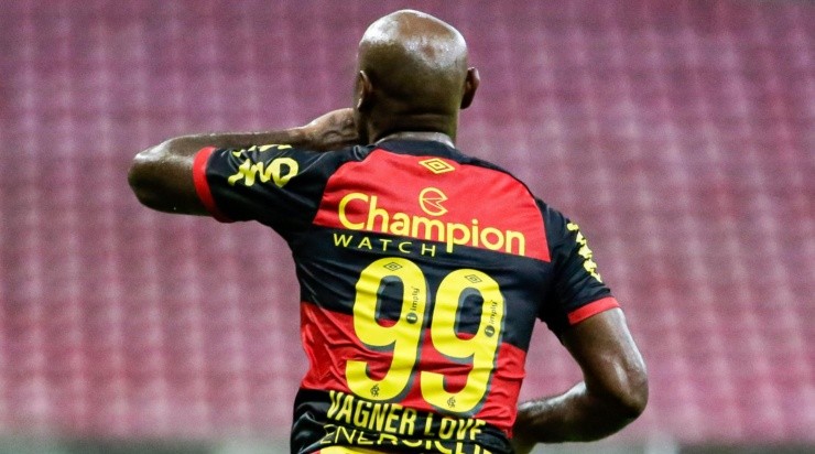 Foto: Rafael Vieira/AGIF - Vagner Love ficará no Sport em 2023.