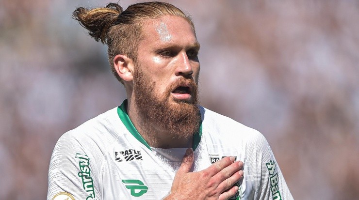 Foto: Thiago Ribeiro/AGIF - Isidro Pitta é o novo reforço do Cuiabá