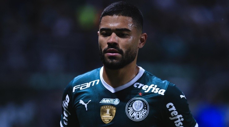 Foto: Ettore Chiereguini/AGIF - Bruno Tabata vai precisar assumir a responsabilidade após a saída de Scarpa.