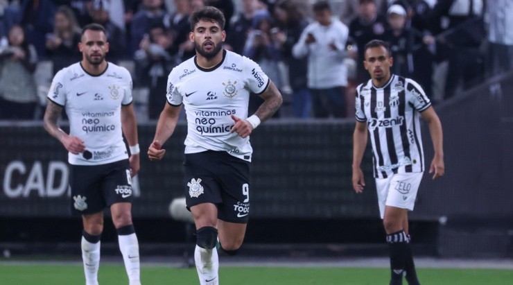 Marcello Zambrana/AGIF - Yuri Alberto no Timão. 