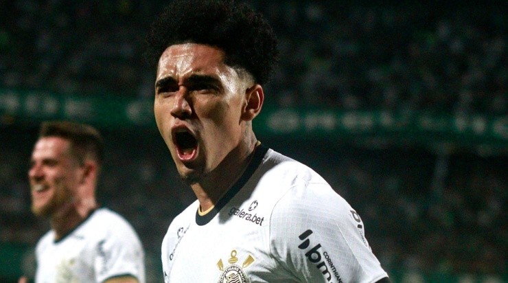 Gabriel Machado/AGIF - Du Queiroz no Timão. 