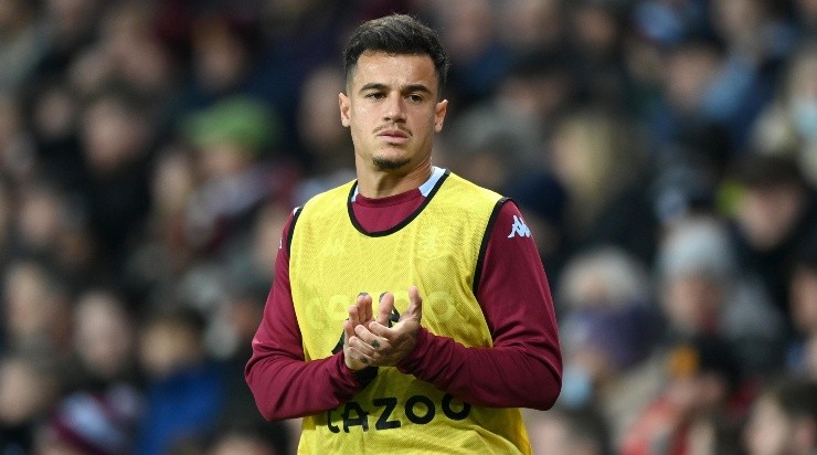 (Photo by Shaun Botterill/Getty Images) - Coutinho tem futuro incerto.