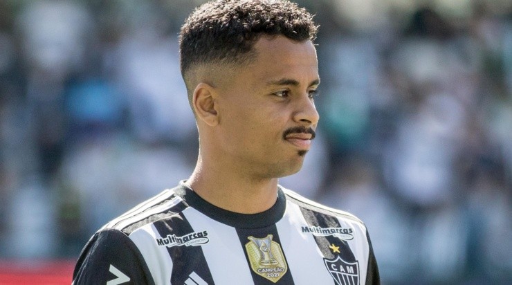 Foto: Robson Mafra/AGIF - O Palmeiras descartou uma investida para contratar Allan
