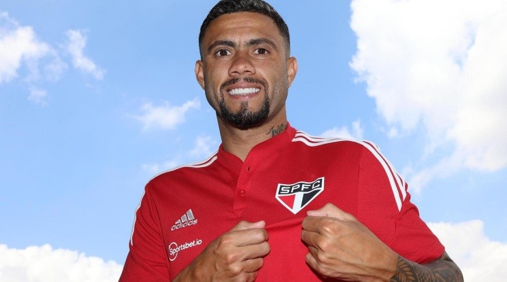 Foto: Rubens Chiri / saopaulofc / Divulgação - Rato: meia atuou no Atlético-GO na última temporada Foto: Rubens Chiri / saopaulofc / Divulgação - Rato: meia atuou no Atlético-GO na última temporada