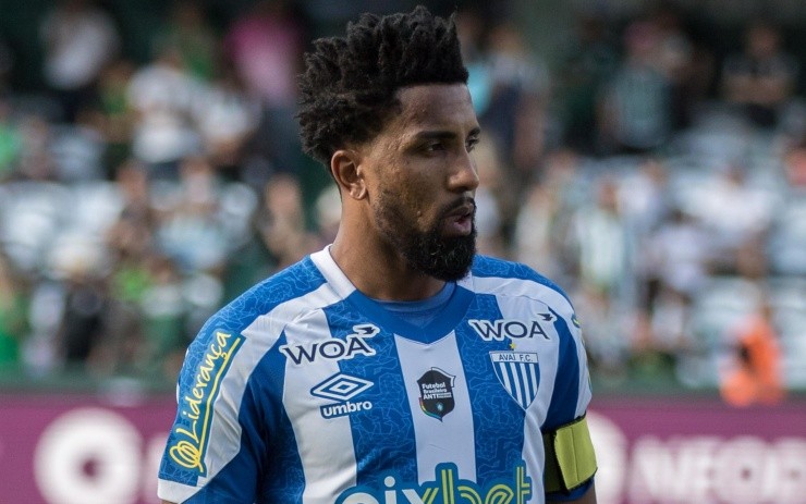 Robson Mafra/AGIF – Cortez atuando pelo Avaí