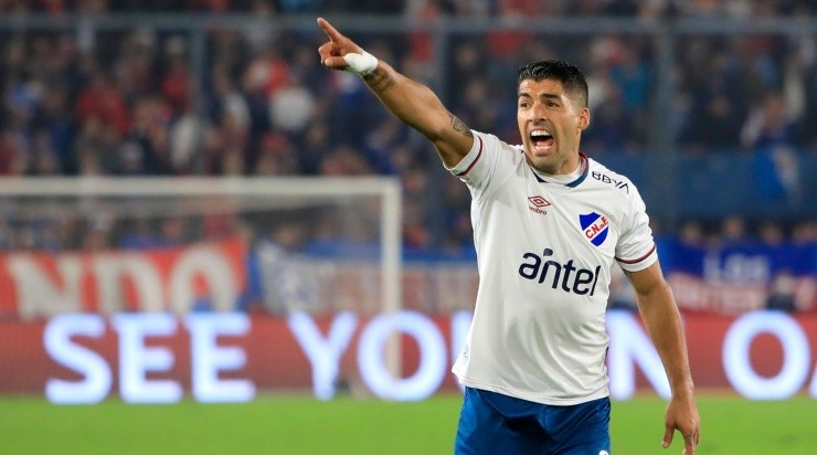 Foto: Ernesto Ryan/Getty Images/Uruguai - A última equipe do centroavante foi o Nacional-URU