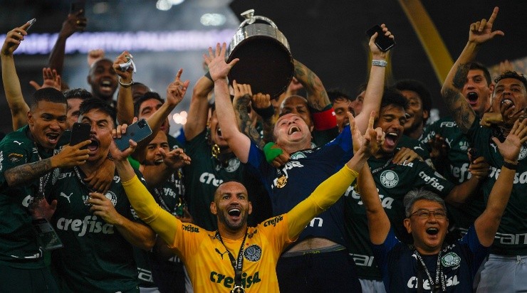 Foto: Mauro Pimentel – Pool/Getty Images - Momento que o Verdão faturou sua segunda Libertadores. 