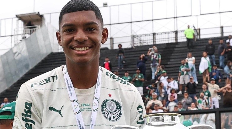 Foto: Fabio Menotti/Palmeiras/Divulgação - Luis Guilherme: jovem deve ser promovido ao elenco de Abel Ferreira