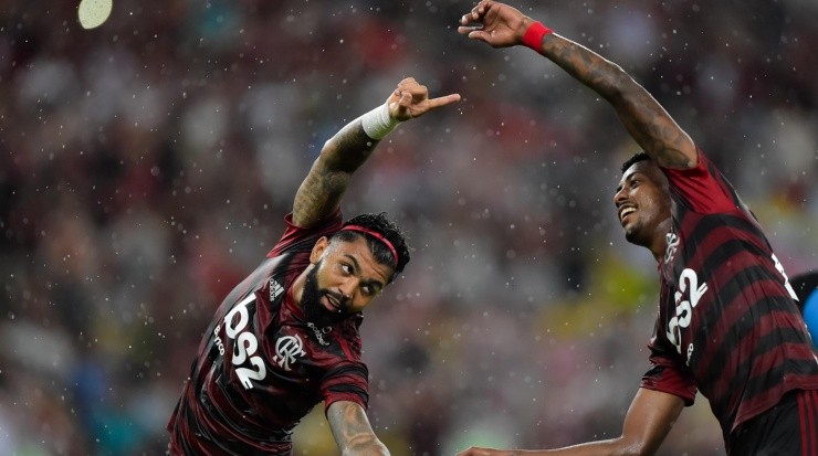 Foto: Thiago Ribeiro/AGIF - Gabigol e Bruno Henrique comemoraram muitos de seus gols em alusão a um anime japonês
