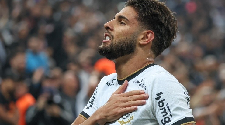 Foto: Marcello Zambrana/AGIF - Duílio está perto de fechar a contratação em definitivo de Yuri Alberto