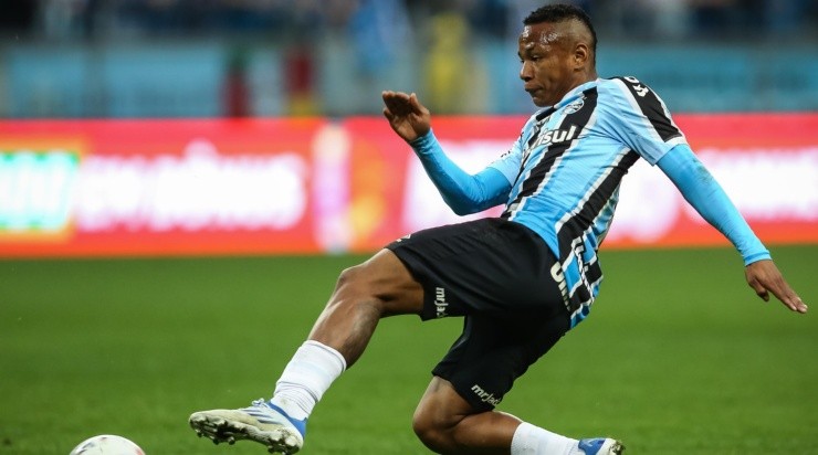 Foto: Pedro H. Tesch/AGIF - Campaz deve ser negociado em breve.