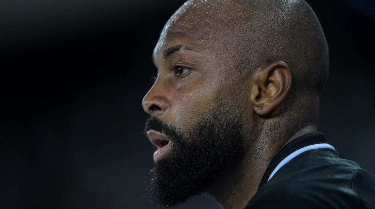 Foto: Thiago Ribeiro/AGIF - Chay foi oficializado pelo Ceará