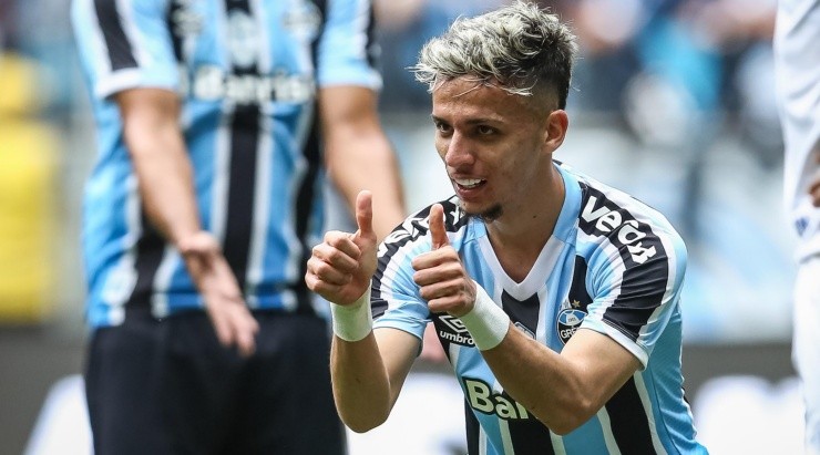 Foto: Pedro H. Tesch/AGIF - O atacante recusou voltar para o Fluminense