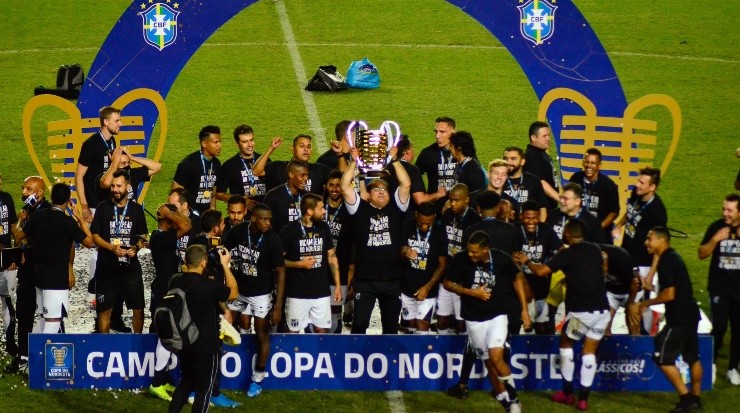 Foto: Jhony Pinho/AGIF – Ceará faturou a taça diante do Bahia em 2020.