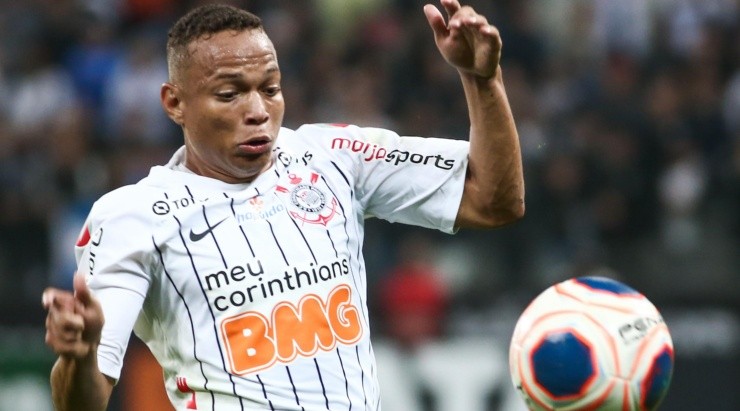 Foto: Marcello Zambrana/AGIF - Atacante foi revelado pelo Corinthians