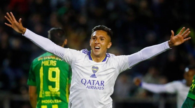 Almendra pode se tornar jogador do Cruzeiro até o final de janeiro. Foto:Marcos Brindicci/Getty Images