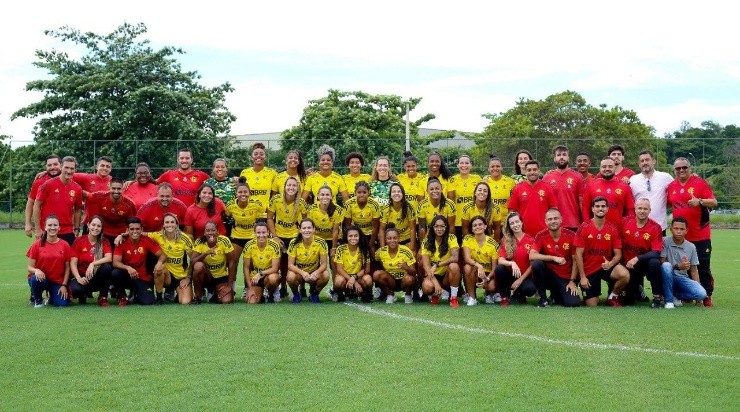 Foto: Gilvan de Souza/CRF - Elenco se reapresentou na Gávea.